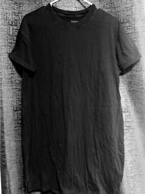 Time & Tru Black Crewneck Cotton T-Shirt Dress